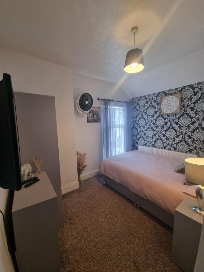Private Room In Κάρντιφ Εξωτερικό φωτογραφία
