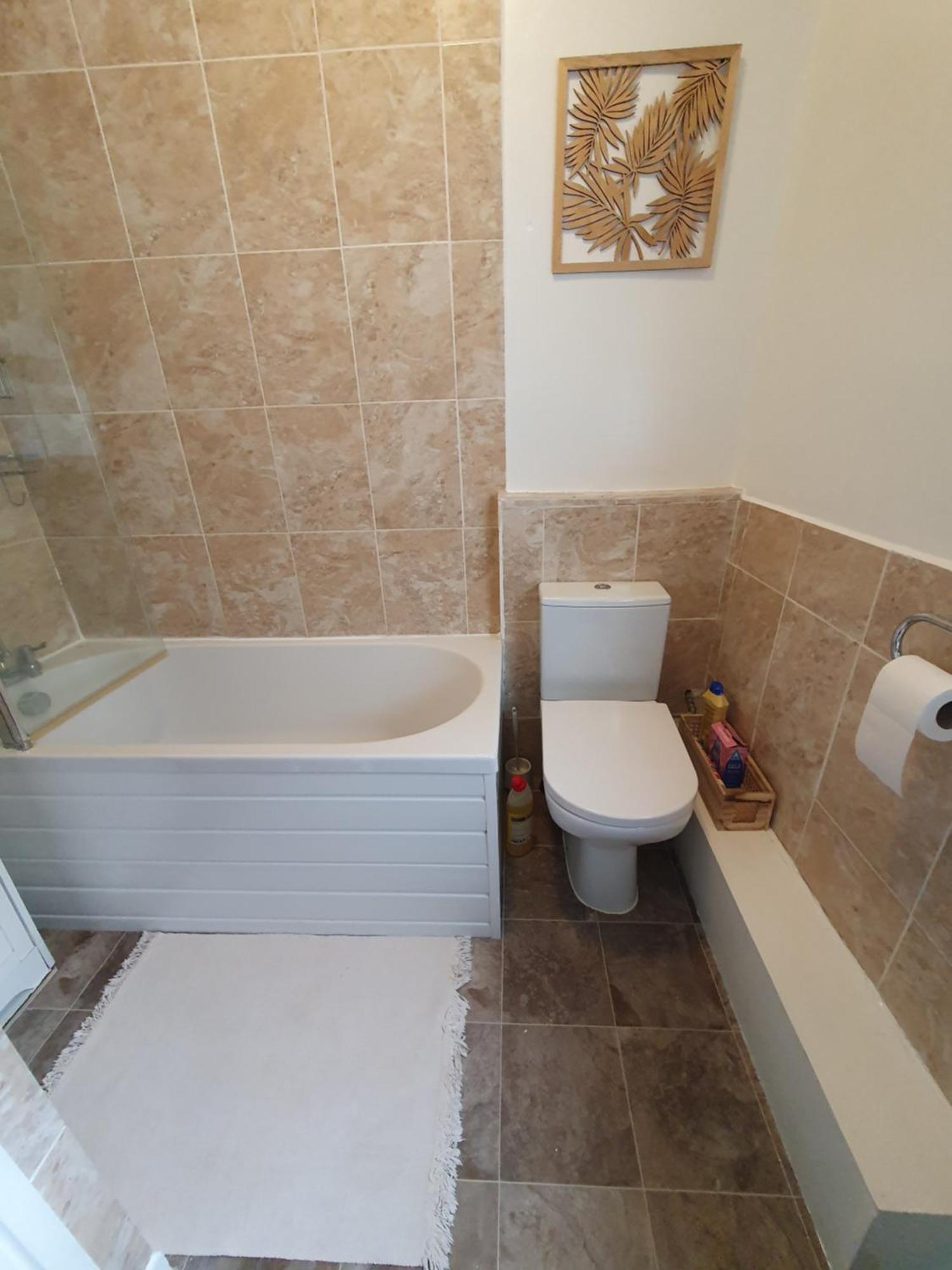 Private Room In Κάρντιφ Εξωτερικό φωτογραφία